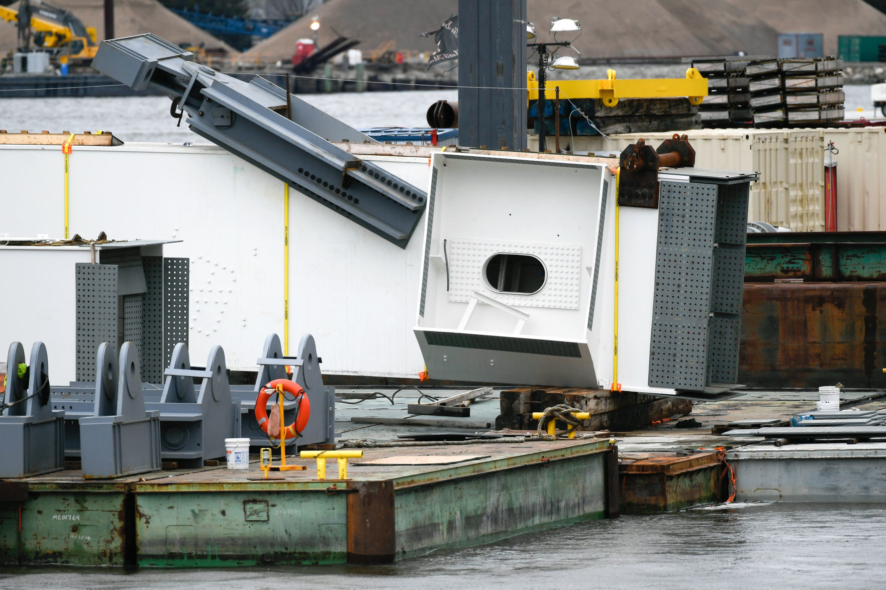 112119-mda-nws-i74const-025a.jpg